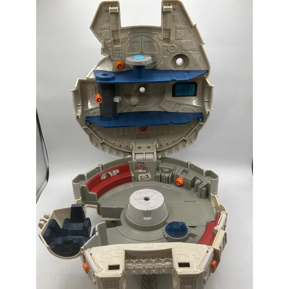 2011 Hasbro Star Wars Galactic Heroes Millennium Falcon Spaceship‎ Incomplete